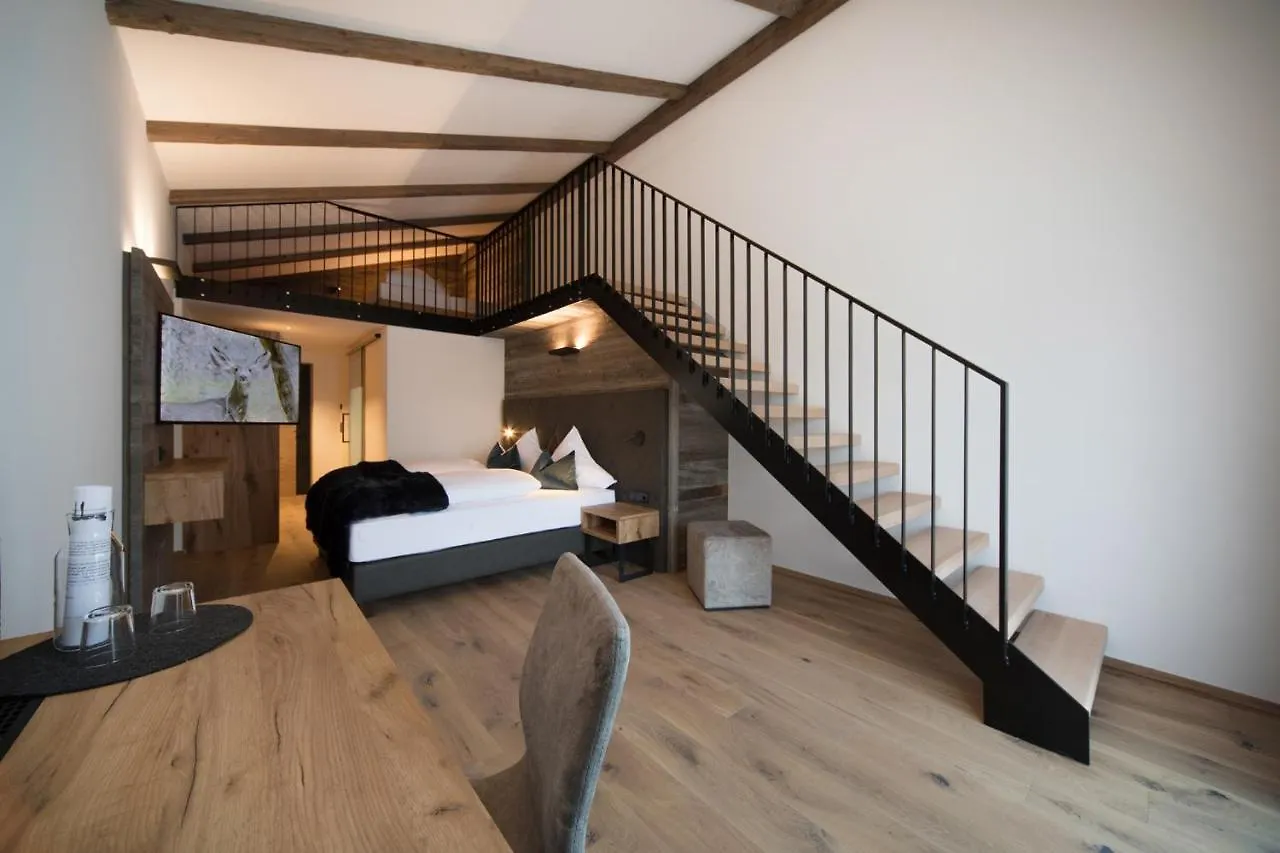 שונברג אים סטובאיטל Hotel Stubai 3*, שונברג אים סטובאיטל אוסטריה